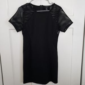 !!!3/$10!!! Black Fitted Dress with Netting